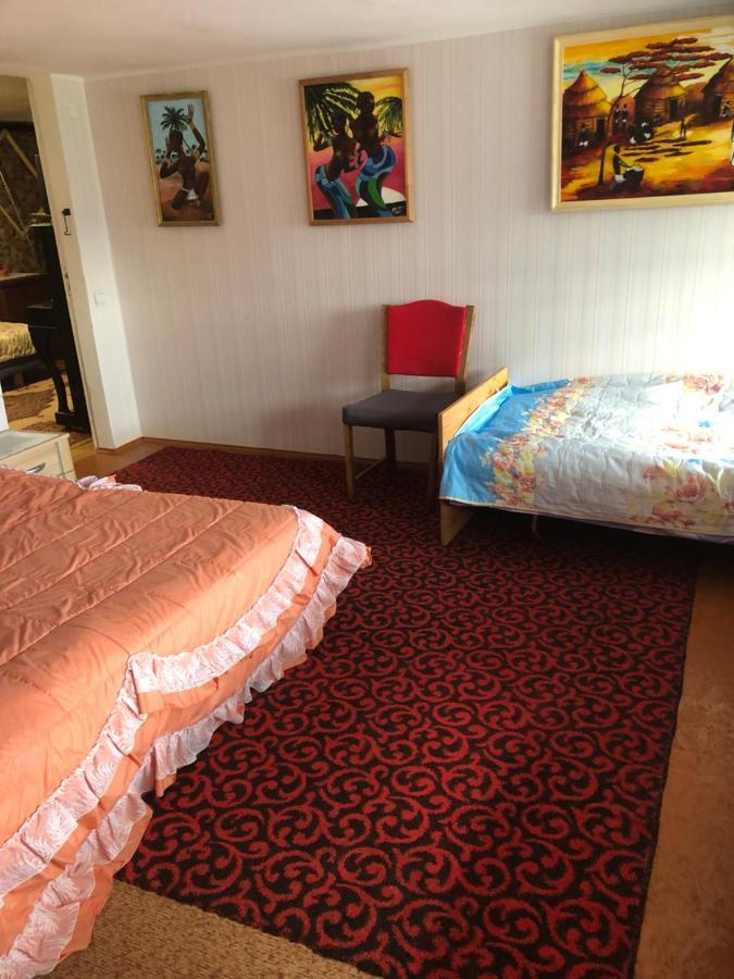 Piekalne Hotel Kalniesi Ngoại thất bức ảnh